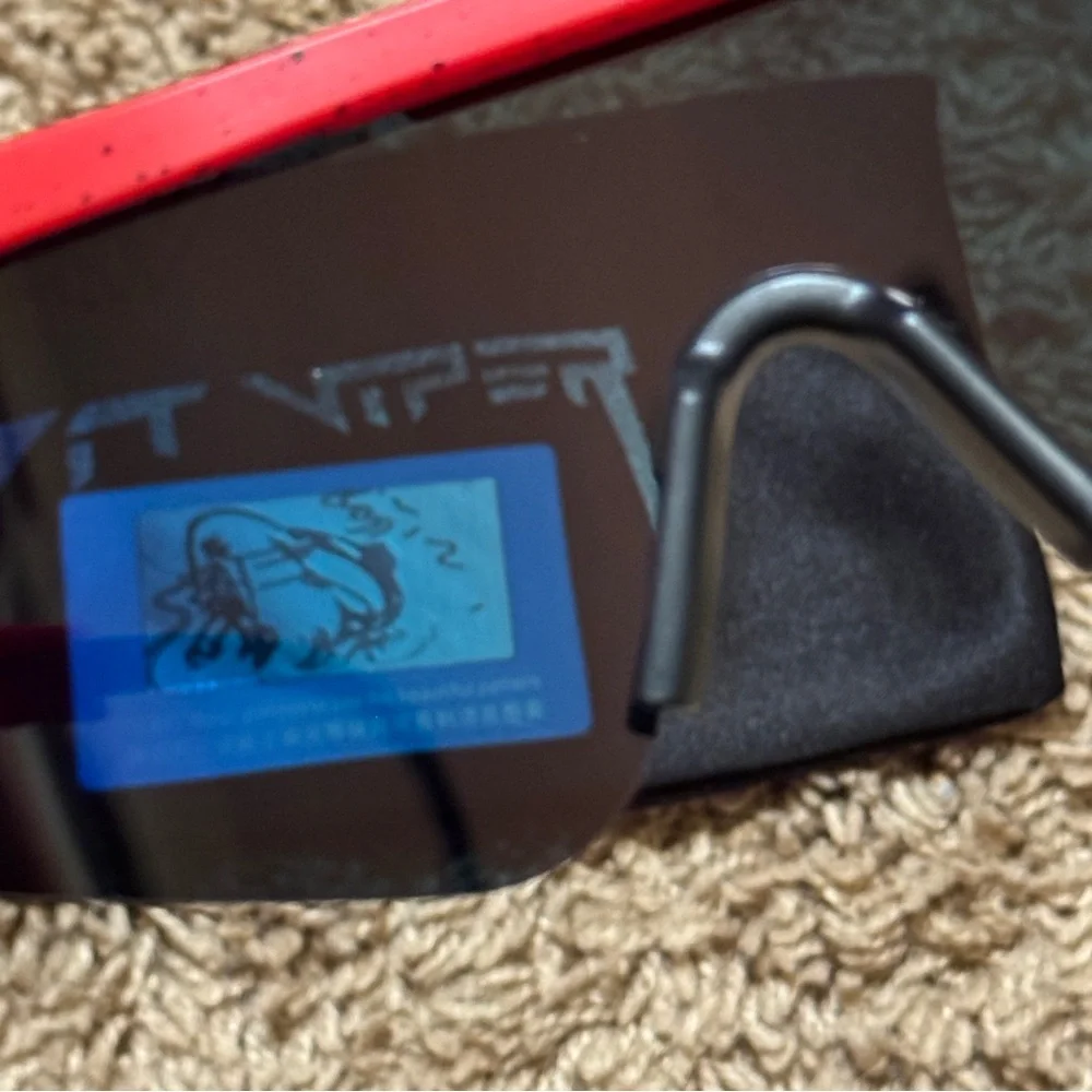 NWT Pit Viper Polarized Sunglasses Red Frame Rainbow Lens – New with Case - Picture 9 of 9